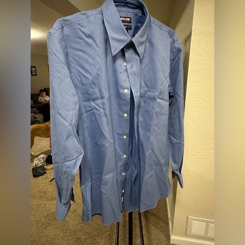 Brand New Mens Button Up